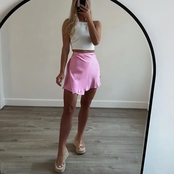 Zara Pink Satin Effect Mini Skirt - Picture 9 of 17